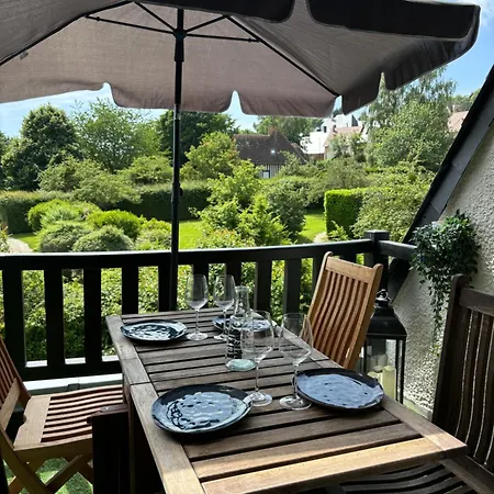 Duplex Tres Proche De Tennis Et Piscine Deauville