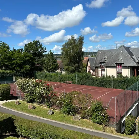 Duplex Très Proche De Tennis Et Piscine *