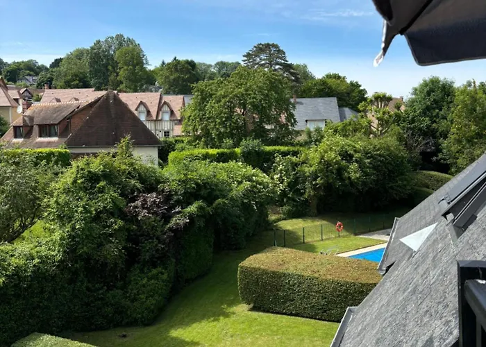 Duplex Tres Proche De Tennis Et Piscine Apartamento Deauville